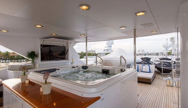 LUCY yacht for sale 29