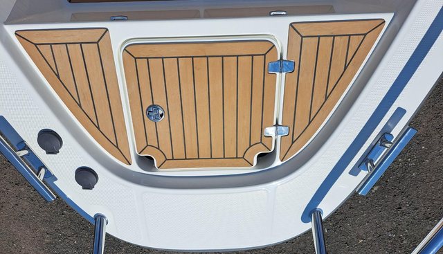 noname yacht for sale 18