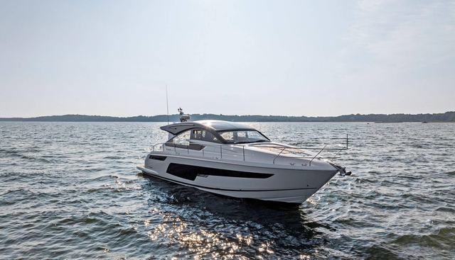 GT50/251 yacht for sale 2