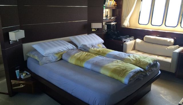 LAGUNA I yacht for sale 8