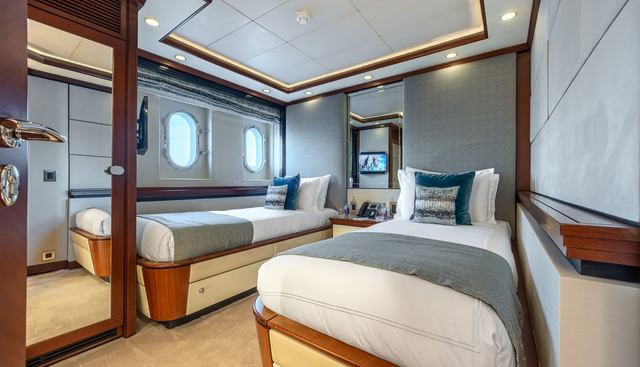 TITIAN PEARL yacht for sale 43