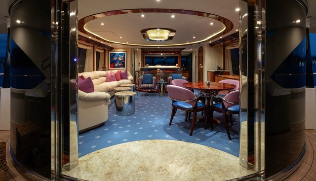 Gran Finale yacht for sale 30