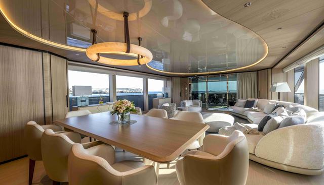 UNIQUE S yacht for sale 4