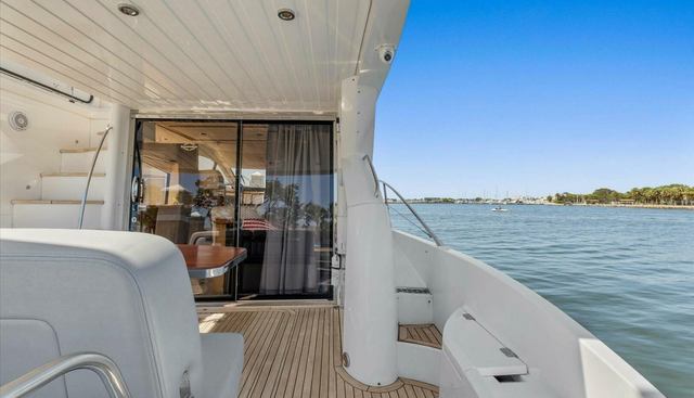 Cheers yacht for sale 17