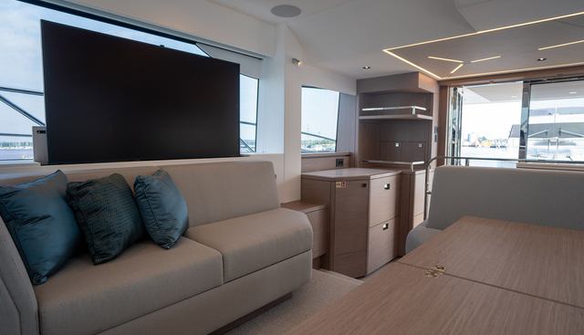 4142455 yacht for sale 23