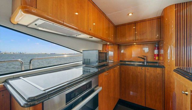 VANGUARD yacht for sale 14