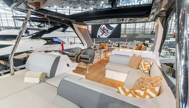 4532656 yacht for sale 10