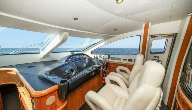 VANGUARD yacht for sale 17