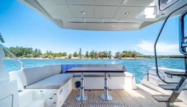 V & A yacht for sale 13