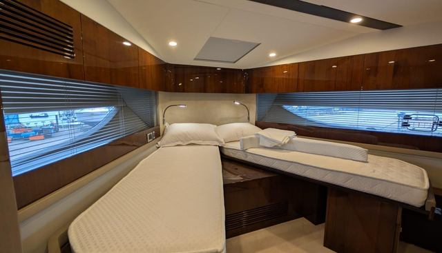 Tender Garage & Hi/Lo Swimplatform yacht for sale 75