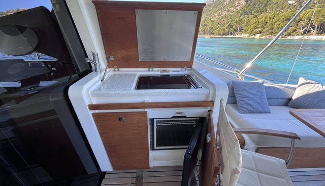 noname yacht for sale 18