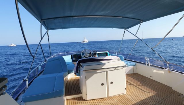 PRESTIGE 620 yacht for sale 10