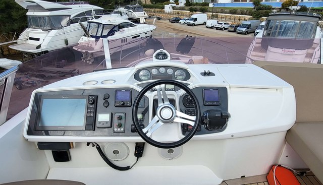 noname yacht for sale 30