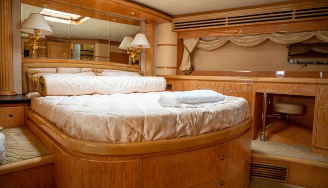 Lady Eileen yacht for sale 9