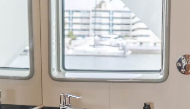 EASY yacht for sale 42