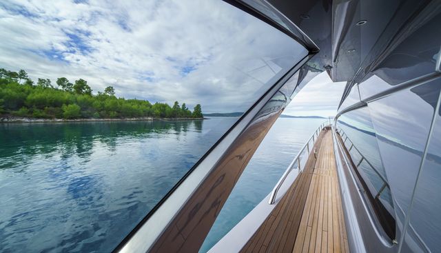 MAVIS yacht for sale 19