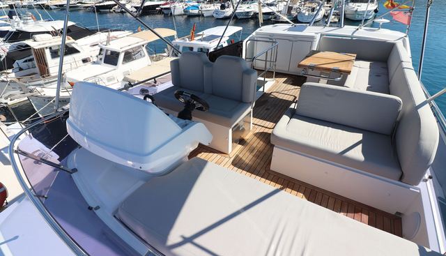 SEALINE yacht for sale 4