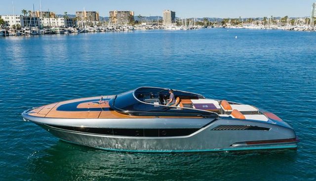 Commodore One yacht for sale 8