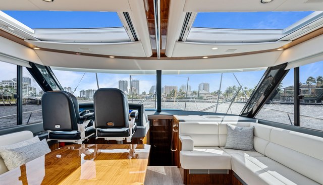 SAPPHIRE yacht for sale 37