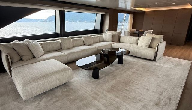 ALBUS yacht for sale 17