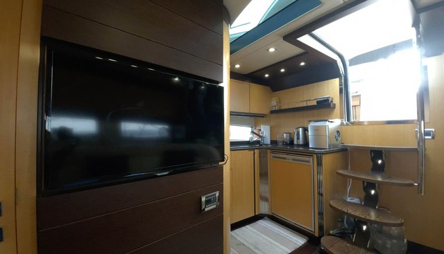 SHIPFACED yacht for sale 17