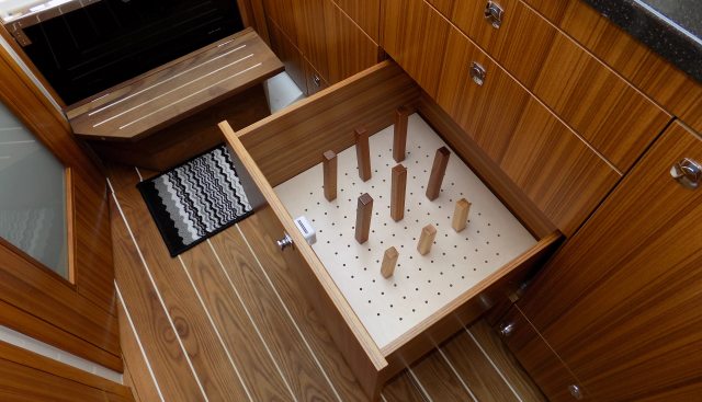 PEGGY G yacht for sale 24