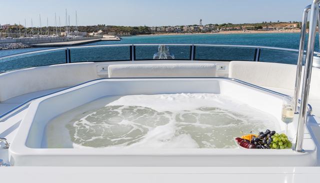 Stella Fiera yacht for sale 4