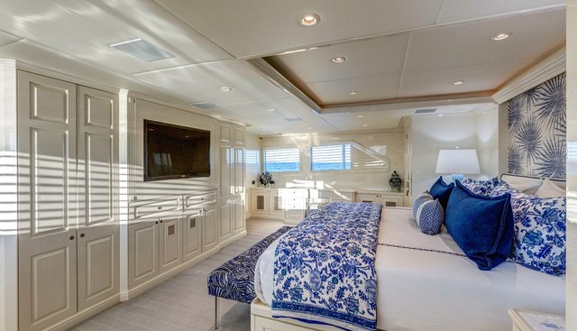 TRUE NORTH yacht for sale 17