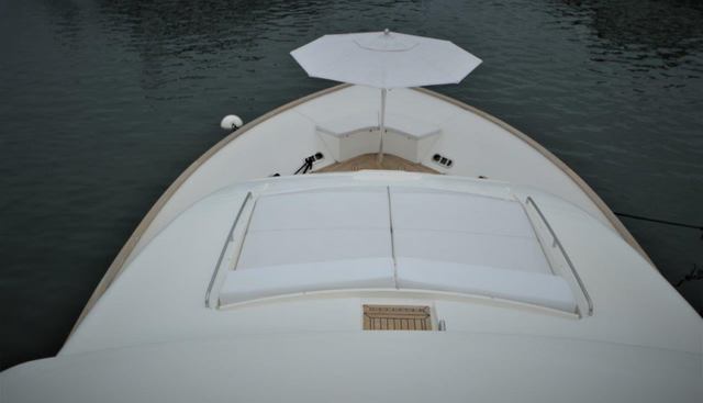 Slainte III yacht for sale 37