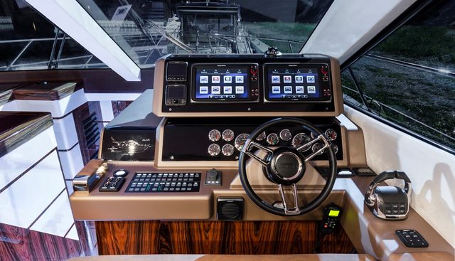 GALEON 550 FLY yacht for sale 15