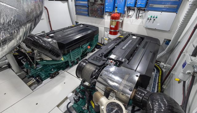 Seven yacht for sale 69