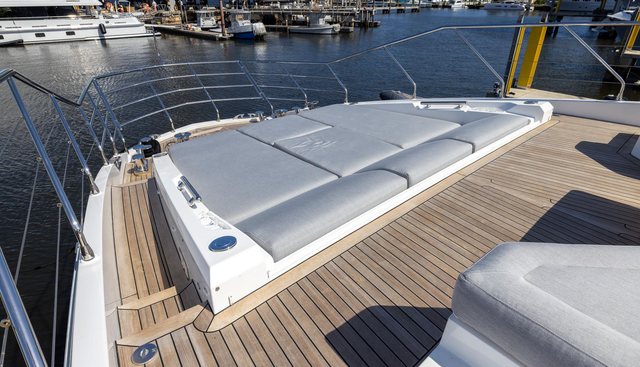CAPTAIN MORGAN II yacht for sale 10