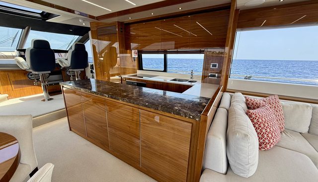 noname yacht for sale 37