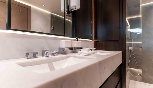 9352490 yacht for sale 37