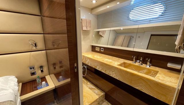 KAVALIER yacht for sale 10