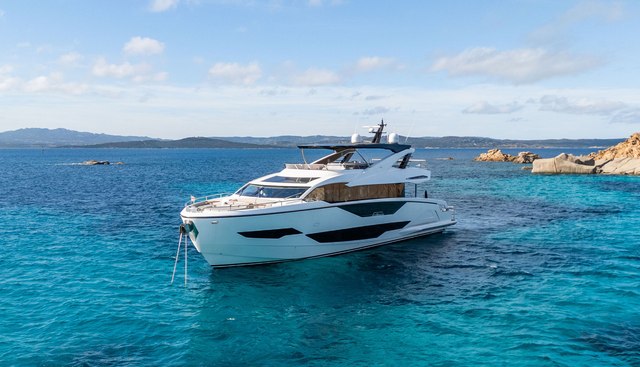 MAGIC MOMENT yacht for sale 4