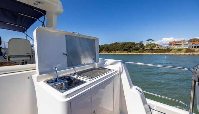 noname yacht for sale 32