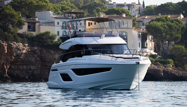 Valluga yacht for sale 42