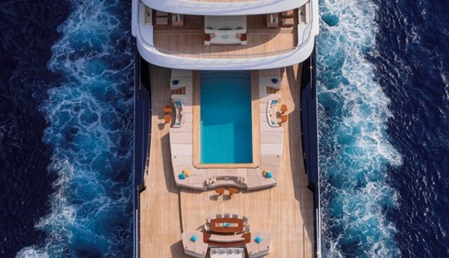LUNA yacht for sale 3