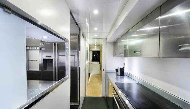 Sun yacht for sale 40