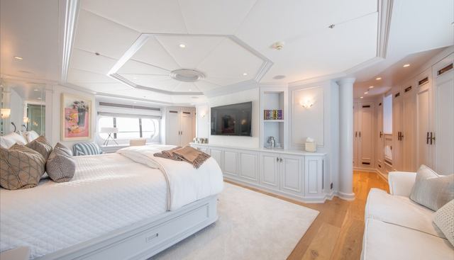 MOSAIQUE yacht for sale 12