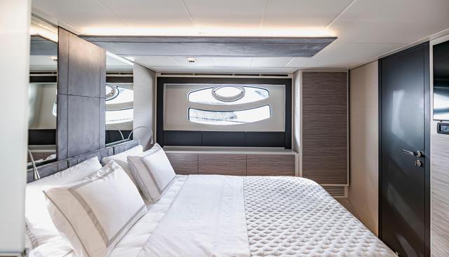 SEA SUITE I yacht for sale 77