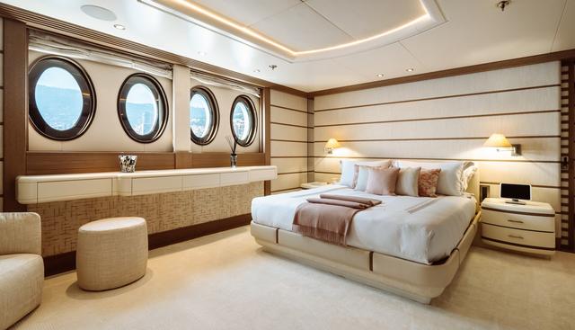 SAMIRA yacht for sale 13