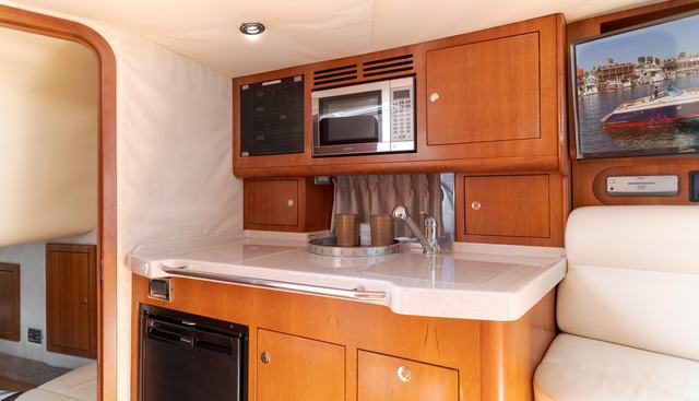 Dream Chaser yacht for sale 28