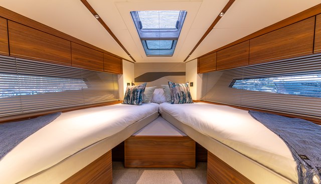noname yacht for sale 29