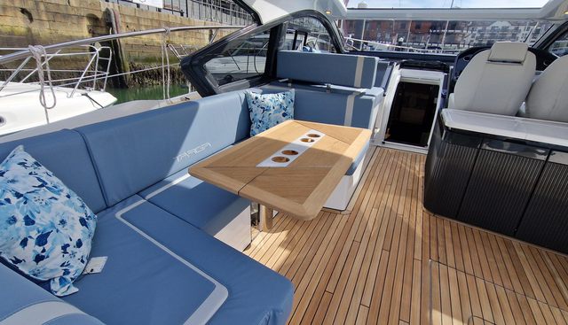 noname yacht for sale 18