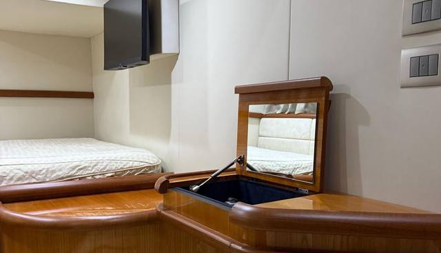 MILLENNIUM yacht for sale 17