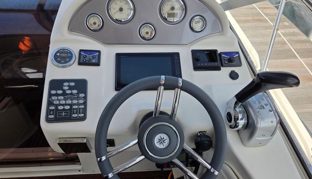 noname yacht for sale 10