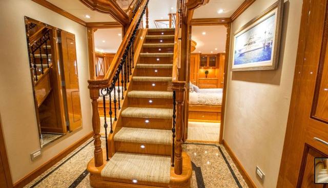 FOOTLOOSE yacht for sale 24