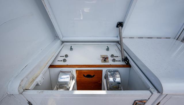 ABLE HAND yacht for sale 8